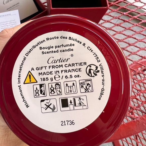 Authentic Cartier 6.5 oz scented candle with a Christmas motive. New. - Picture 8 of 11